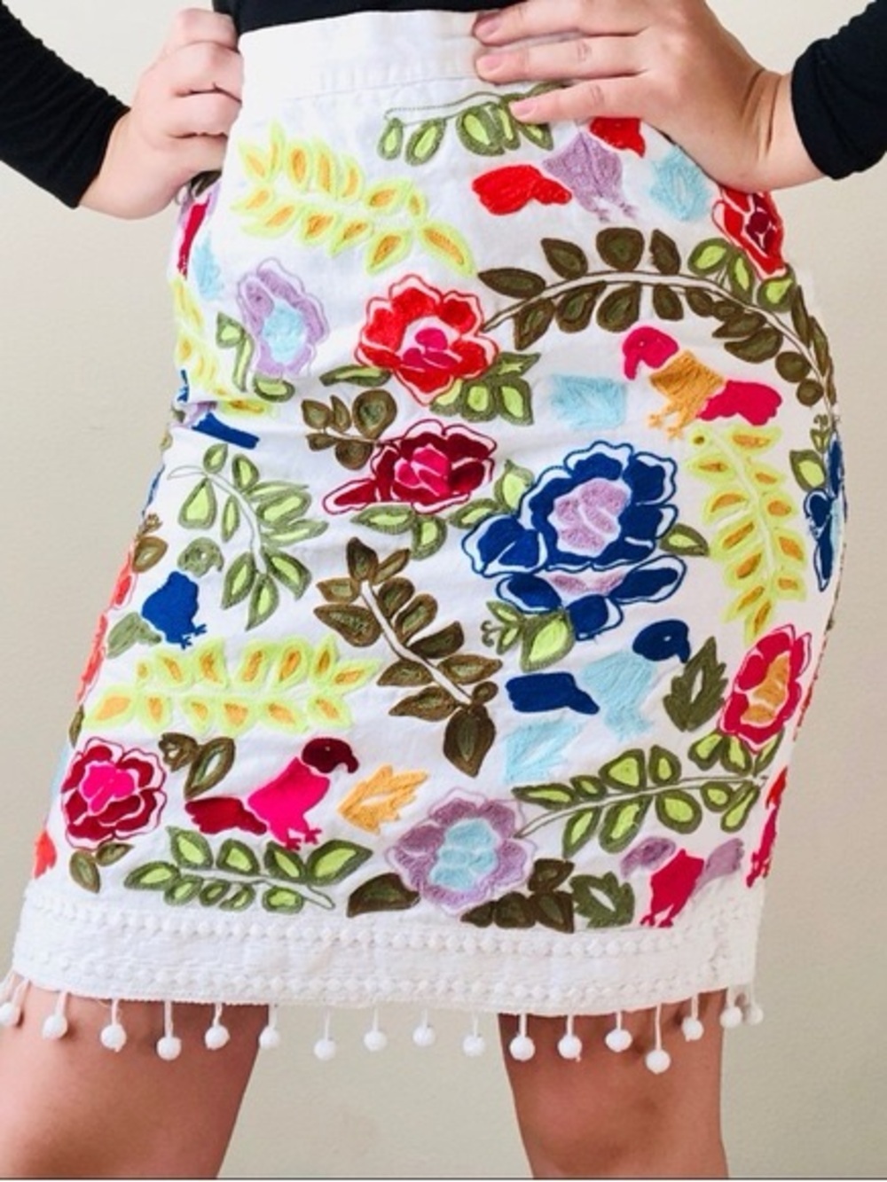 Moulinette Soeurs “La Fiesta” White Embroidered Skirt | Birds & Floral | Size 2